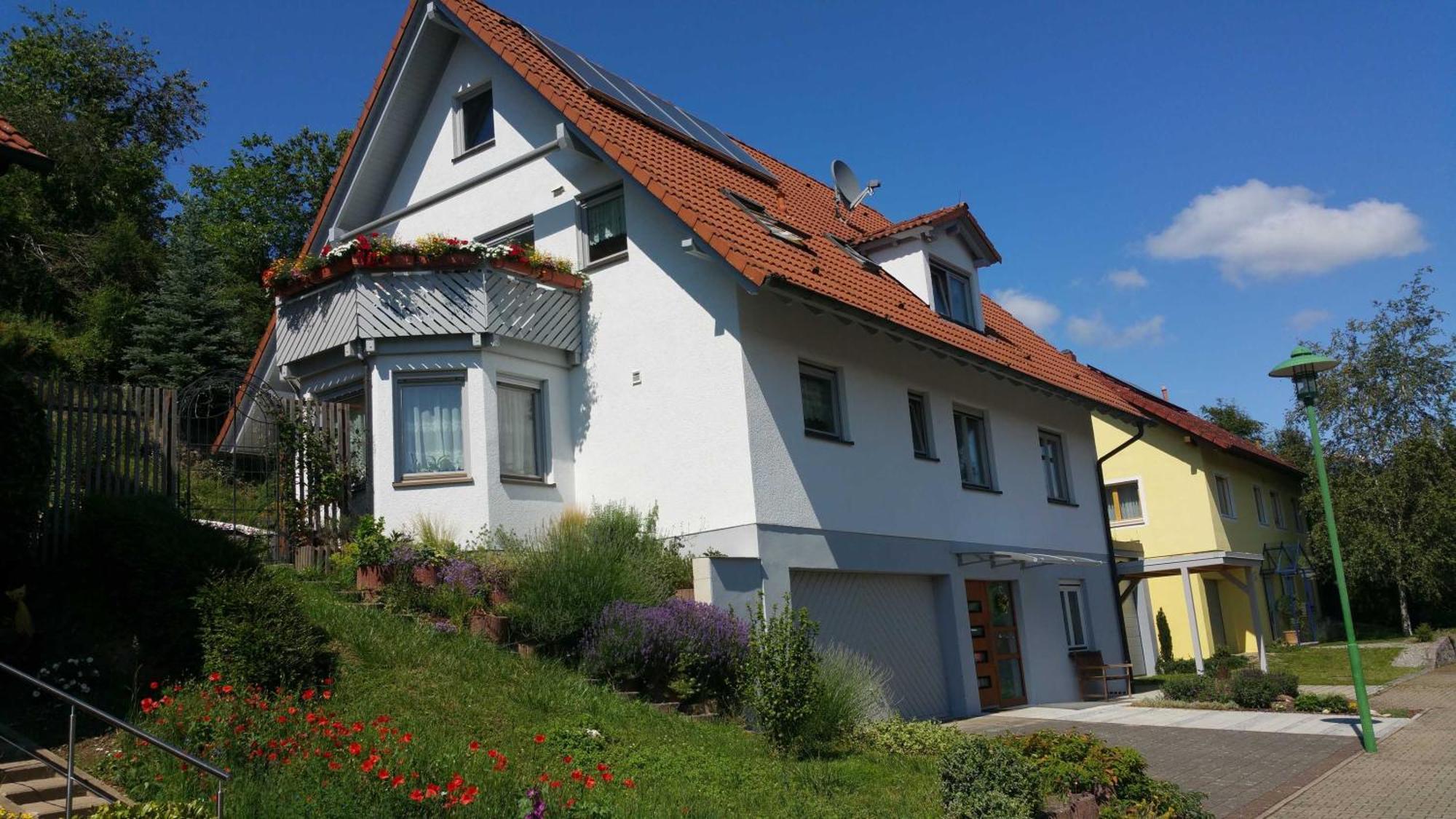 Ferienwohnung Am Suedhang Еттенгайм Екстер'єр фото